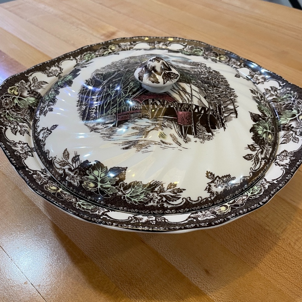 Vintage Johnson Bros “The Covered Bridge” covered bowl